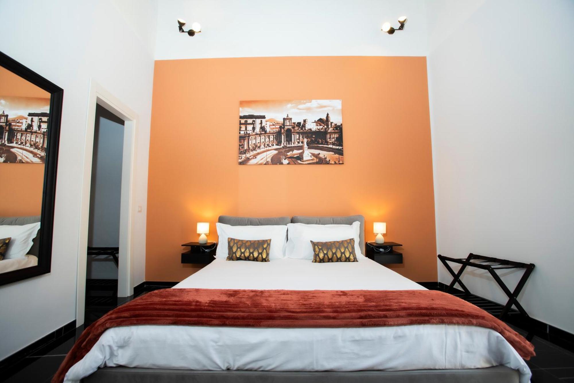 Palazzo Goyze Hotel Наполи Екстериор снимка