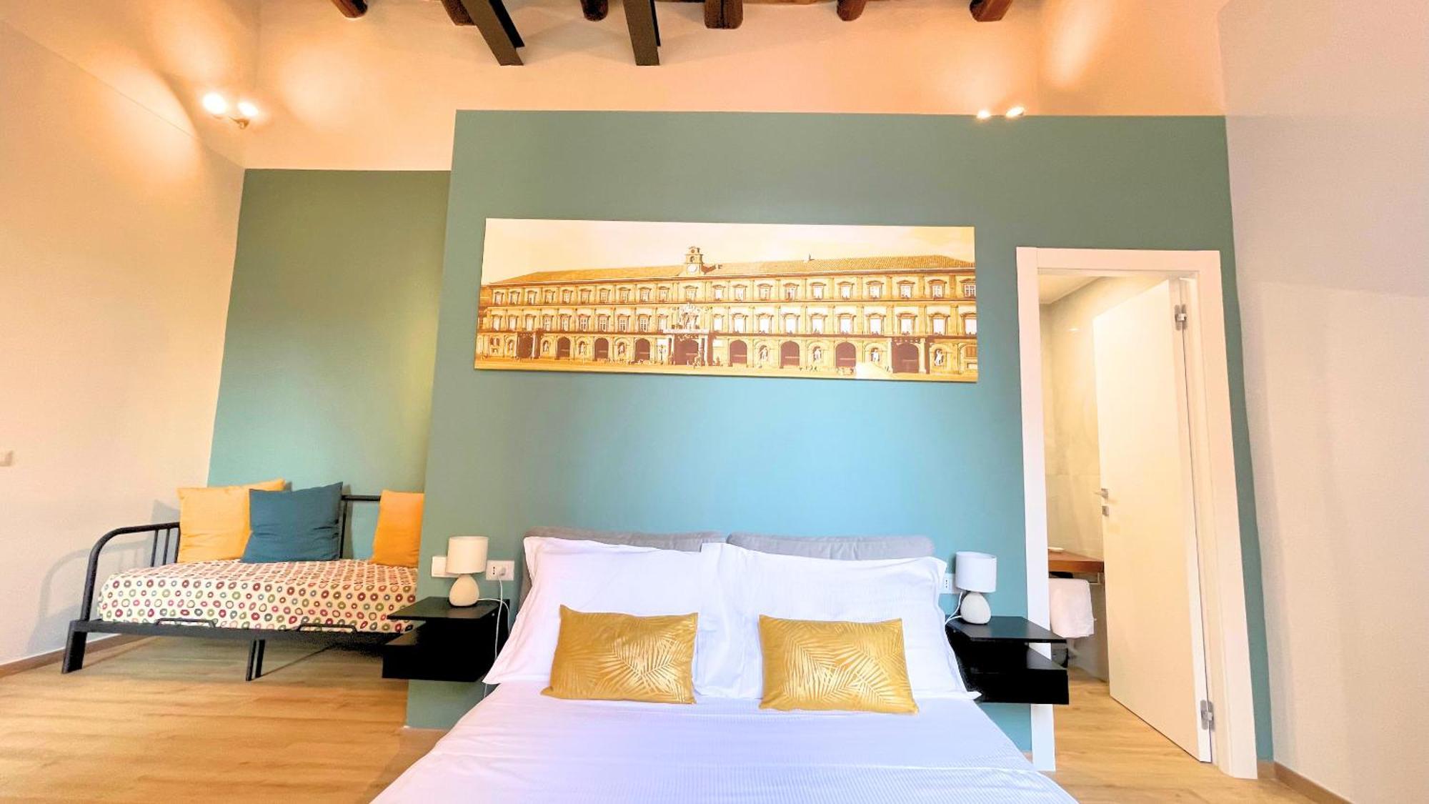 Palazzo Goyze Hotel Наполи Стая снимка