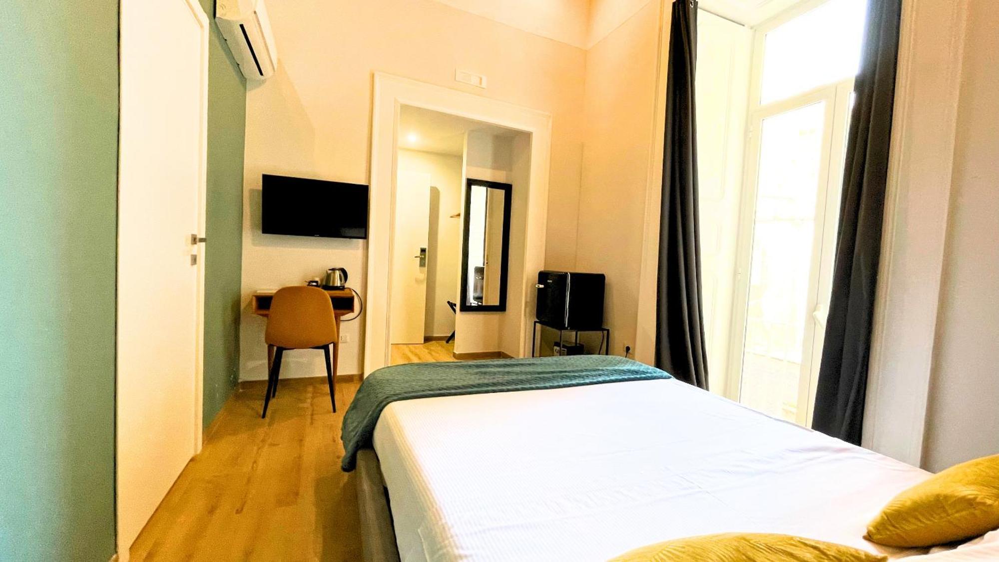 Palazzo Goyze Hotel Наполи Екстериор снимка
