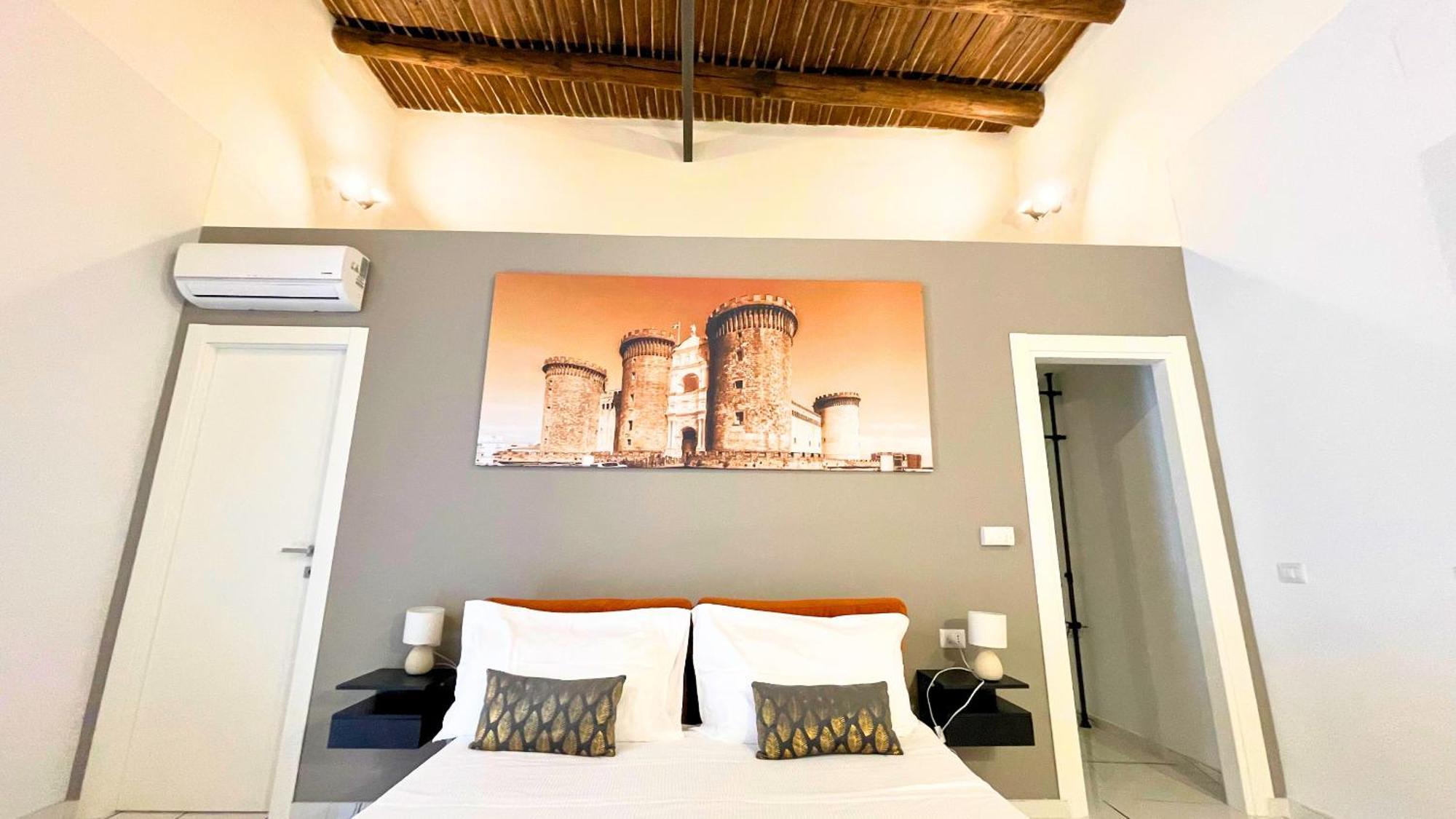 Palazzo Goyze Hotel Наполи Стая снимка